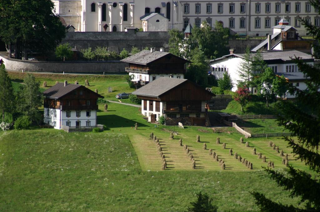 Bauernhof Im Wiesengrund Maria Luggau Buitenkant foto